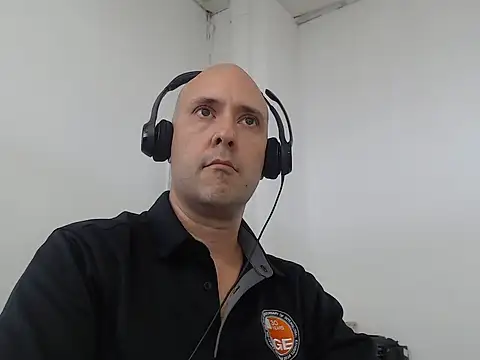 Snapshot of jpcowbow chatting on August 4, 3:14 pm jpcowbow online show from August 4, 3:14 pm
