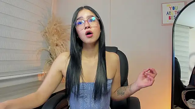 sweet  obsession   online show from August 5, 7:49 pm