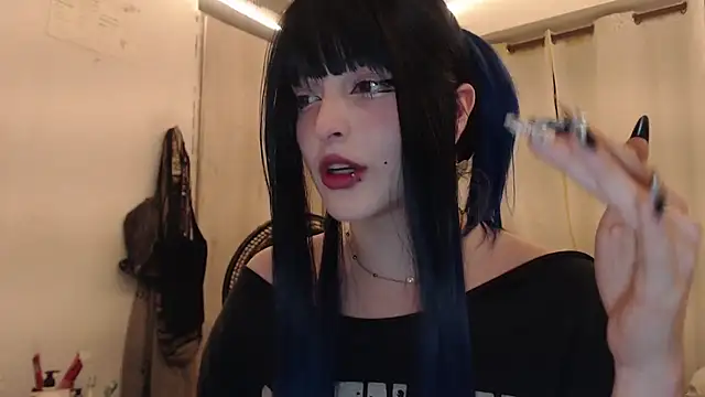 CyberLucy online show from August 8, 11:50 pm