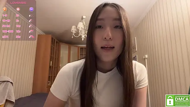 Snapshot of Moniesta chatting on August 8, 10:34 pm Moniesta online show from August 8, 10:34 pm