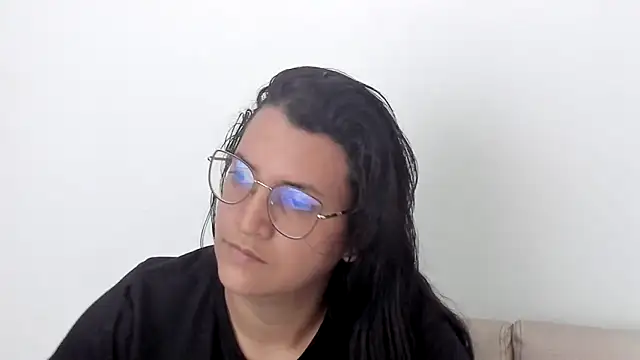 MARILYN GARCIA online show from February 24, 5:53 pm