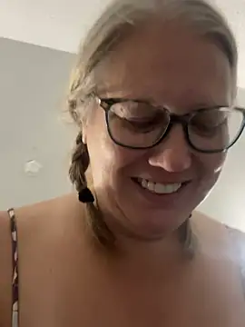 princess1688 online show from August 7, 7:32 am