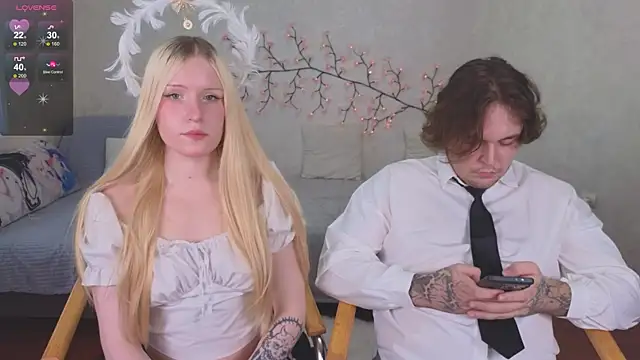xx mona xx online show from August 8, 3:25 pm