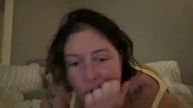pegggysue69 online show from August 6, 1:40 am
