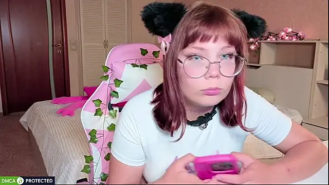 amelia grant 11 online show from August 7, 8:49 am