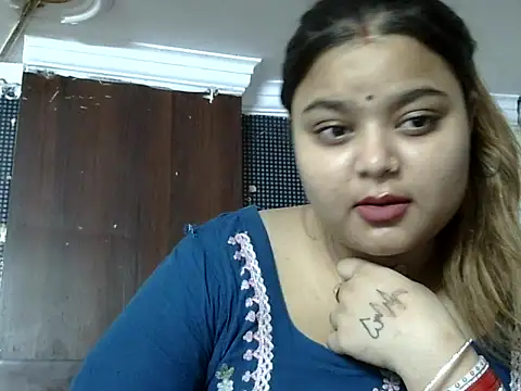 Sexy-radhika69 online show from August 9, 9:25 am