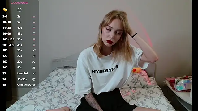 IvoryDoll online show from August 9, 4:12 pm