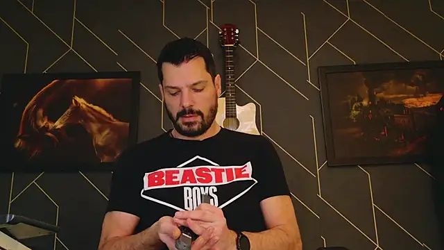 Snapshot of ChrisKox chatting on February 7, 6:24 am ChrisKox online show from February 7, 6:24 am