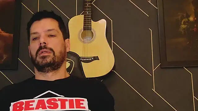 Snapshot of ChrisKox chatting on February 8, 10:07 am ChrisKox online show from February 8, 10:07 am