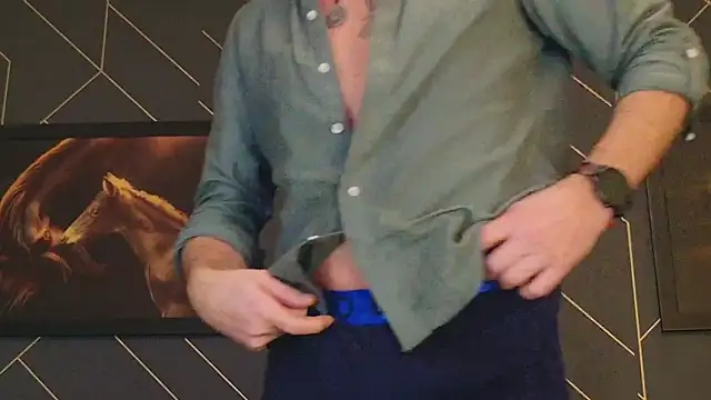 Snapshot of ChrisKox chatting on February 13, 8:03 pm ChrisKox online show from February 13, 8:03 pm