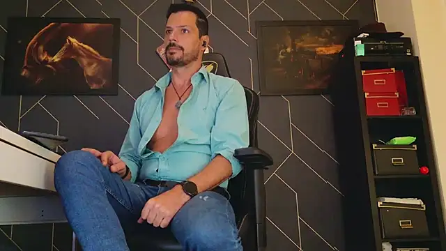 Snapshot of ChrisKox chatting on March 18, 8:03 am ChrisKox online show from March 18, 8:03 am