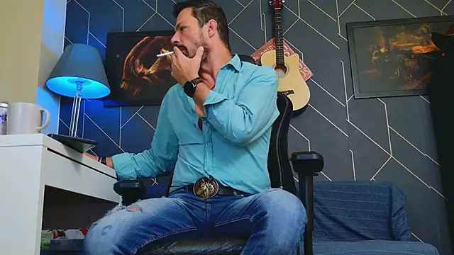 Snapshot of ChrisKox chatting on September 18, 7:05 pm ChrisKox online show from September 18, 7:05 pm