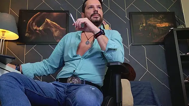 Snapshot of ChrisKox chatting on November 2, 5:10 am ChrisKox online show from November 2, 5:10 am