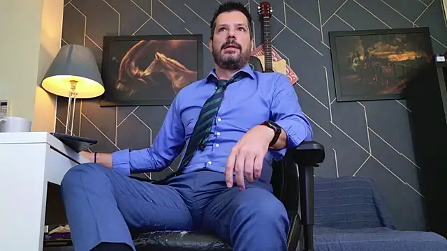 Snapshot of ChrisKox chatting on November 9, 3:05 am ChrisKox online show from November 9, 3:05 am