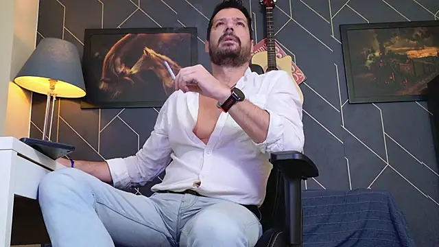 Snapshot of ChrisKox chatting on November 15, 5:05 am ChrisKox online show from November 15, 5:05 am