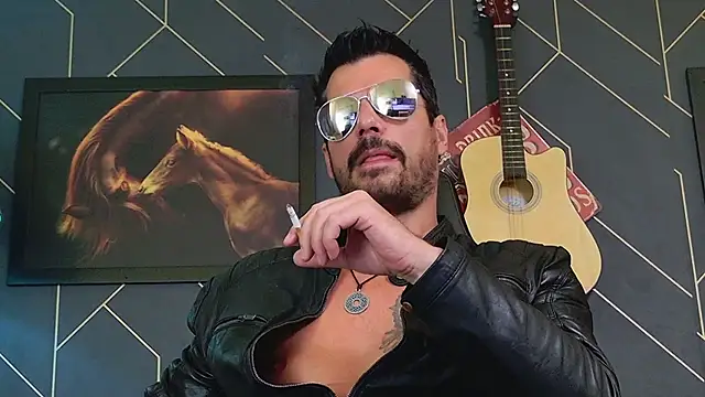 ChrisKox online show from March 9, 11:25 am