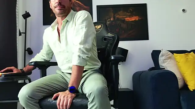 Snapshot of ChrisKox chatting on July 2, 2:12 pm ChrisKox online show from July 2, 2:12 pm