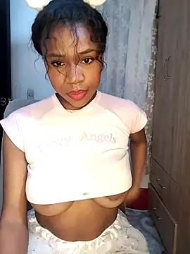 angel allis online show from October 31, 3:18 am