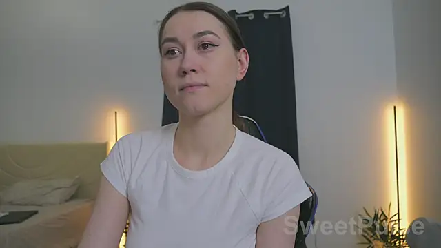 Snapshot of SweetPulse chatting on November 25, 11:49 pm SweetPulse online show from November 25, 11:49 pm