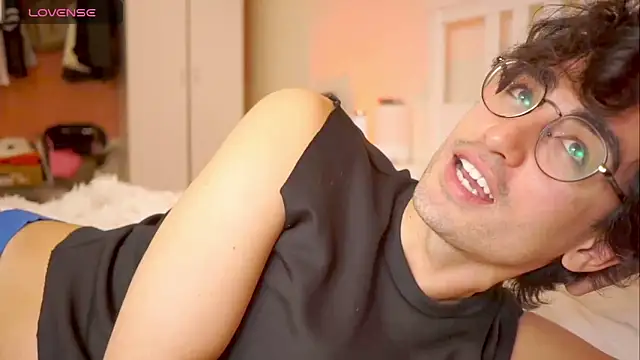 AlanDeNavarre online show from September 14, 8:41 pm