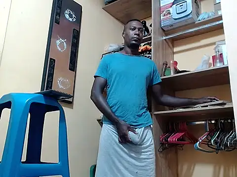 Snapshot of kurtbigcock chatting on February 5, 5:17 pm kurtbigcock online show from February 5, 5:17 pm