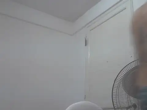 Snapshot of el_principe_hot chatting on November 8, 3:18 am el principe hot online show from November 8, 3:18 am