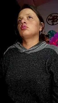 kattydirtylol online show from March 19, 12:36 am