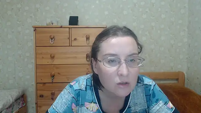 Snapshot of Smart_Rose chatting on November 3, 11:33 am Smart Rose online show from November 3, 11:33 am