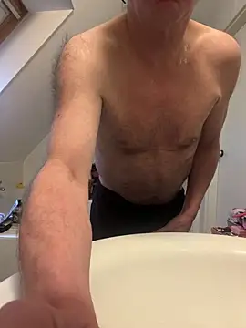 Snapshot of outlaw200 chatting on December 22, 12:38 pm outlaw200 online show from December 22, 12:38 pm