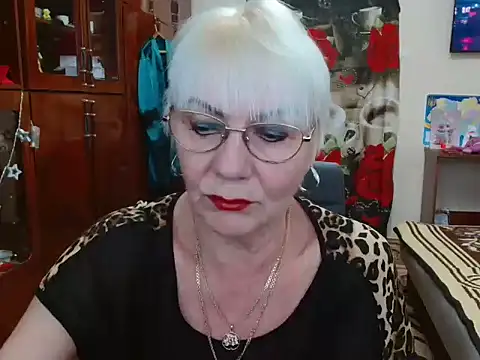 JenaCheim online show from December 20, 7:01 am