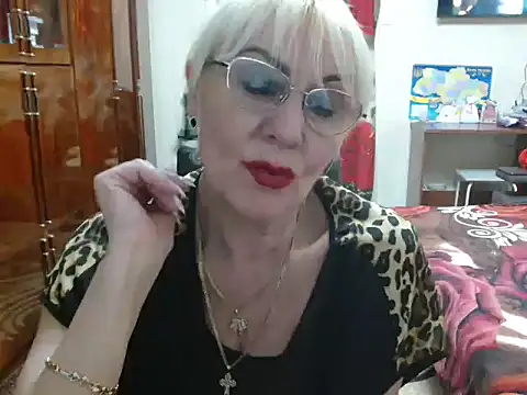JenaCheim online show from February 14, 7:54 pm