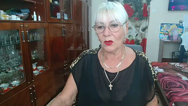 JenaCheim online show from September 17, 5:31 am