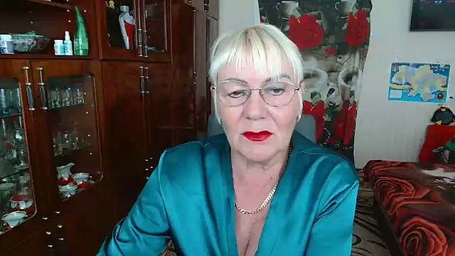 Snapshot of JenaCheim chatting on May 16, 6:21 am JenaCheim online show from May 16, 6:21 am