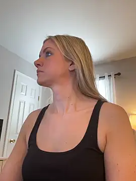 Kay Cakes online show from March 4, 3:40 pm