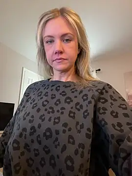 Kay Cakes online show from March 18, 1:14 pm