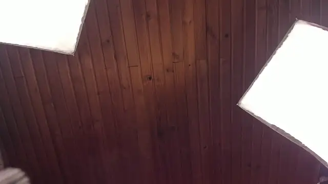 Snapshot of coraline_latin chatting on February 21, 1:00 am coraline latin online show from February 21, 1:00 am