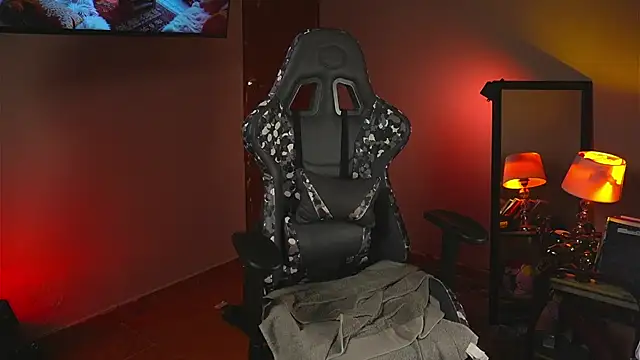 Snapshot of coraline_latin chatting on November 4, 11:04 pm coraline latin online show from November 4, 11:04 pm