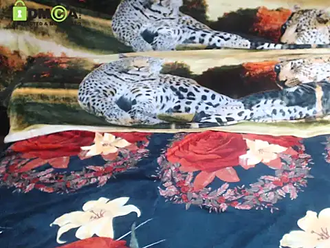 Snapshot of Queen_Sarah chatting on July 5, 9:22 pm Queen Sarah online show from July 5, 9:22 pm