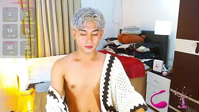 WildestTwink online show from March 27, 5:56 pm