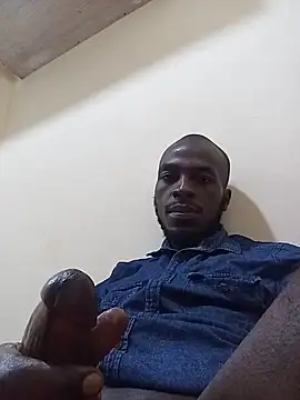Snapshot of Kentcharming chatting on May 23, 9:52 pm Kentcharming online show from May 23, 9:52 pm