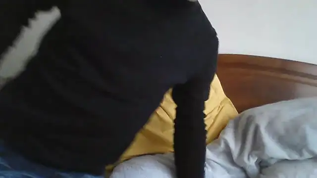 CarlosRocha73 online show from April 15, 11:06 am