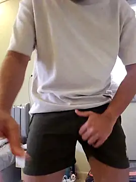 Snapshot of shakir12340 chatting on October 17, 8:17 am shakir12340 online show from October 17, 8:17 am