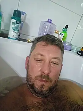 Snapshot of ktmtom247 chatting on November 1, 11:56 am ktmtom247 online show from November 1, 11:56 am