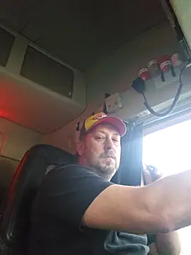 Snapshot of ktmtom247 chatting on November 17, 7:36 am ktmtom247 online show from November 17, 7:36 am