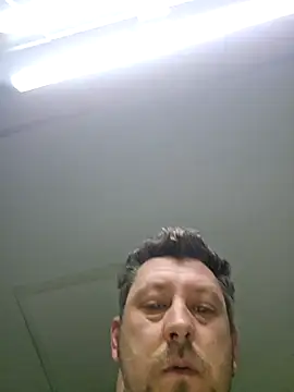 Snapshot of ktmtom247 chatting on November 28, 4:15 am ktmtom247 online show from November 28, 4:15 am