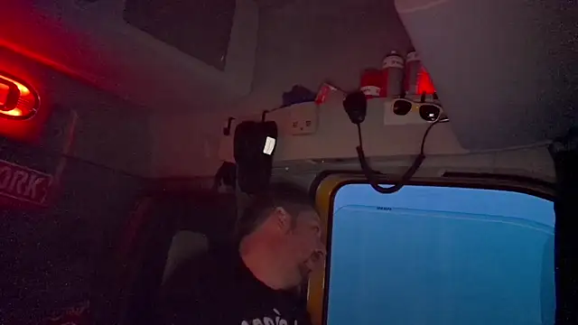 ktmtom247 online show from April 2, 5:43 pm