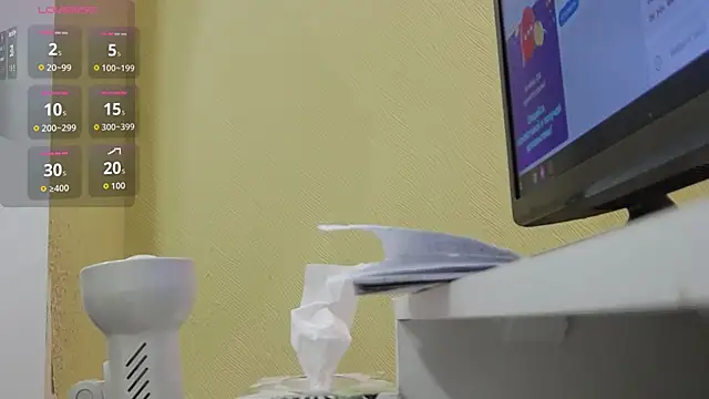 Snapshot of Hetera chatting on November 14, 11:53 am Hetera online show from November 14, 11:53 am