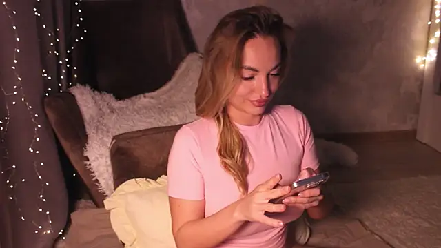 MaryFaith online show from January 15, 2:10 pm