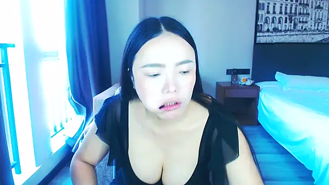 hianne online show from March 10, 4:28 am