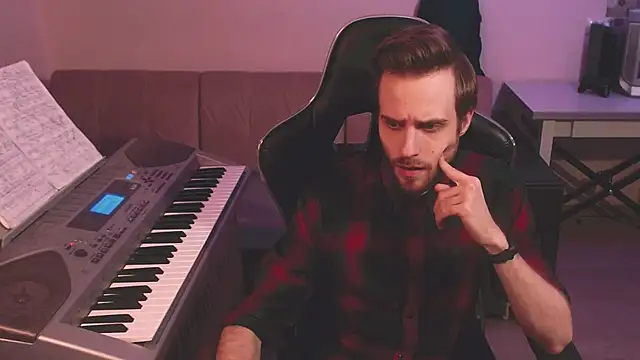 Sweetparker online show from March 2, 5:12 am